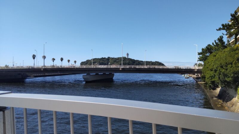 片瀬江ノ島駅から江ノ島方面